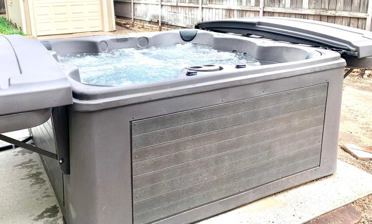 Garden City House With Hot Tub Колорадо Спрингс Екстериор снимка